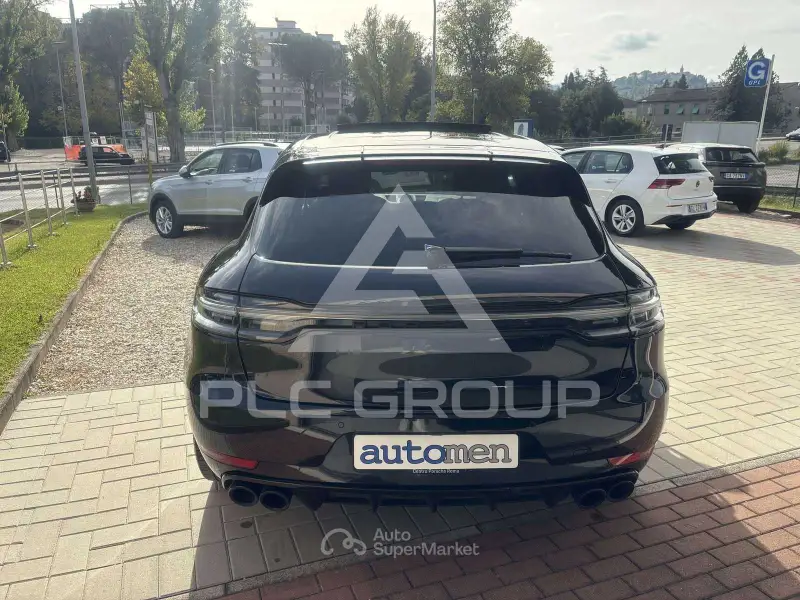 2020 Porsche MACAN