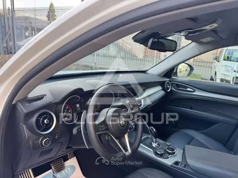 2020 Alfa Romeo Stelvio