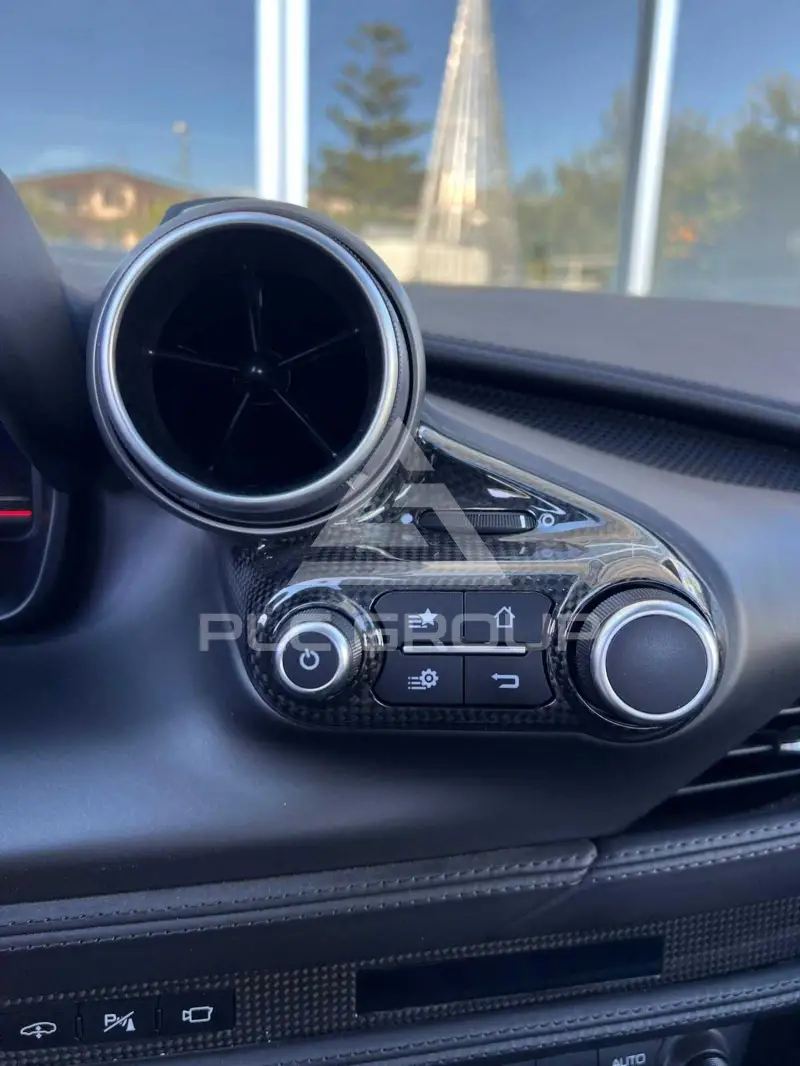 2020 Ferrari F8