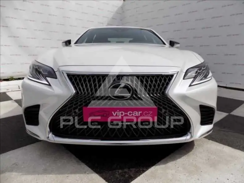 2020 Lexus LS