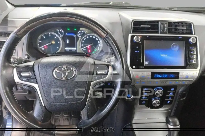 2020 Toyota LAND CRUISER