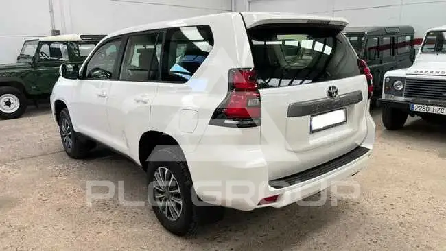 2020 Toyota LAND CRUISER