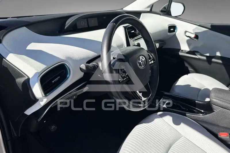 2020 Toyota PRIUS
