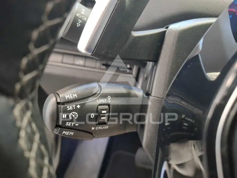 2020 Peugeot 3008