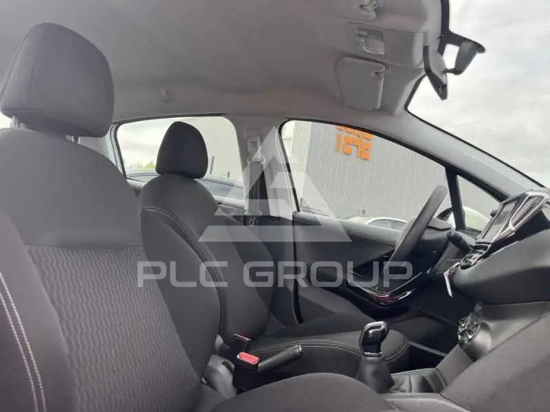 2020 Peugeot 208