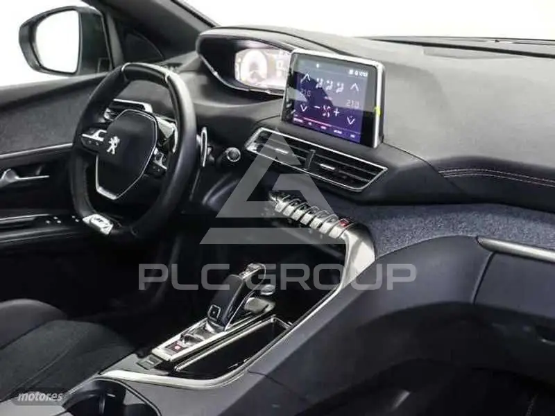 2020 Peugeot 5008