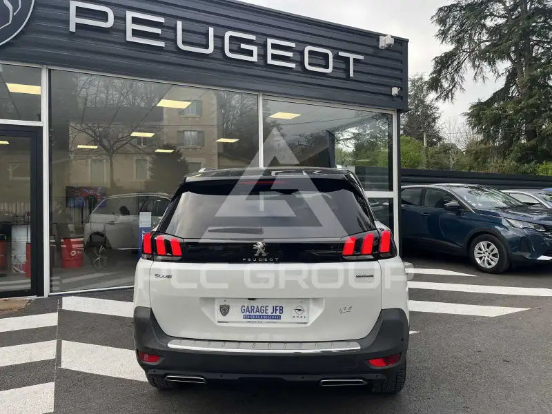 2020 Peugeot 5008