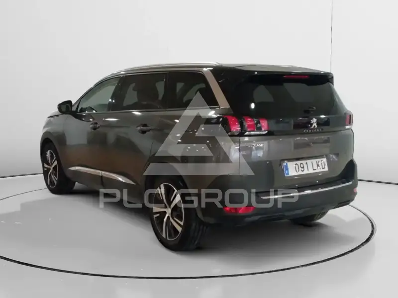 2020 Peugeot 5008