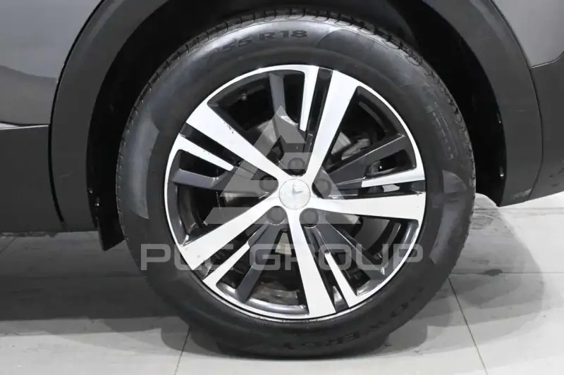 2020 Peugeot 5008