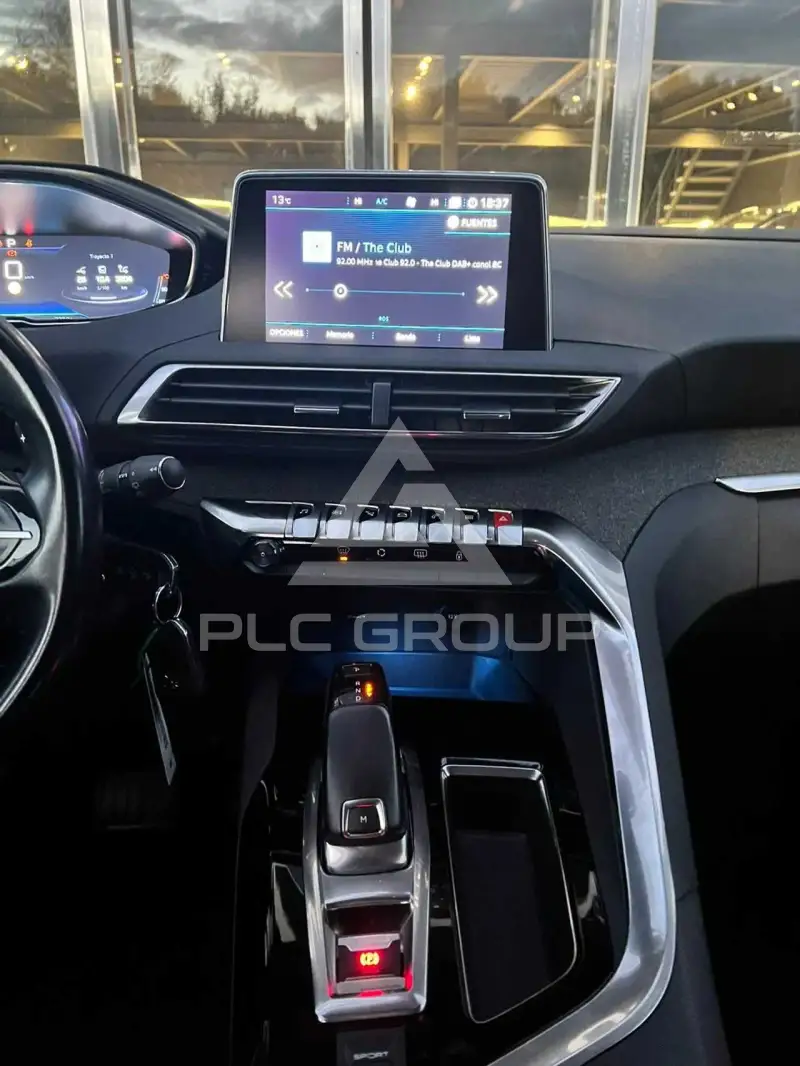 2020 Peugeot 5008