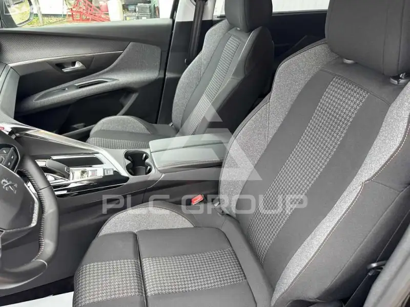 2020 Peugeot 5008