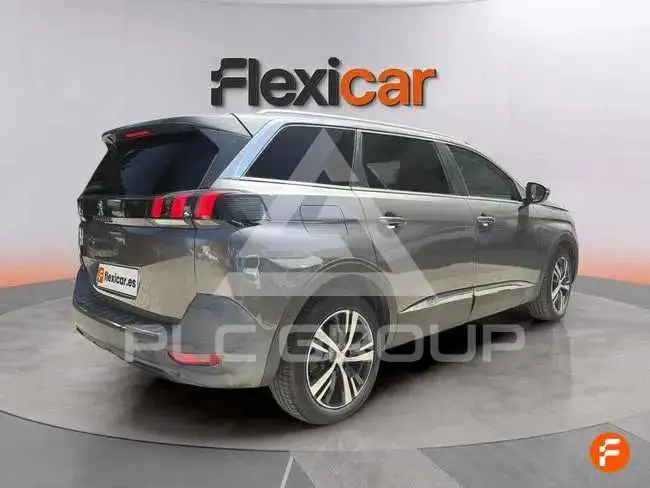 2020 Peugeot 5008