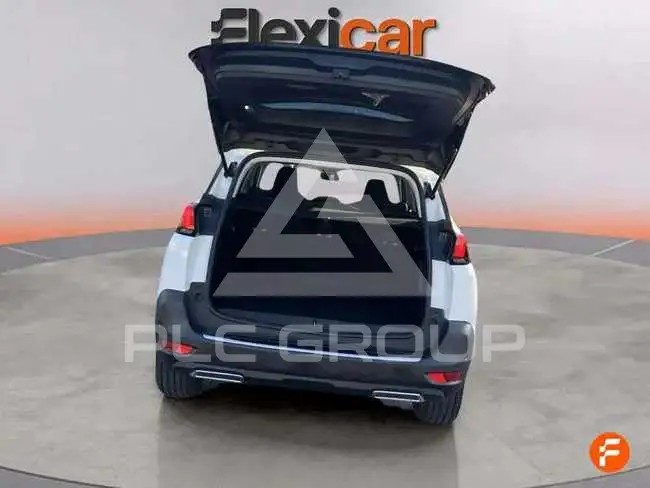 2020 Peugeot 5008