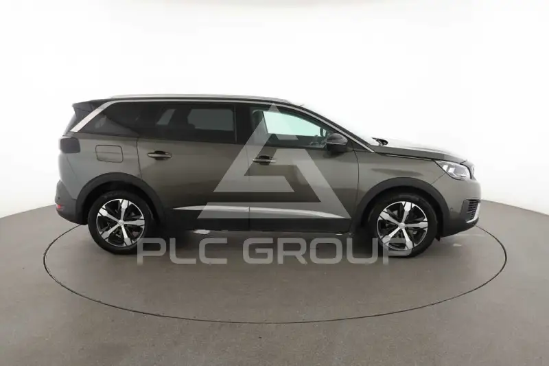 2020 Peugeot 5008