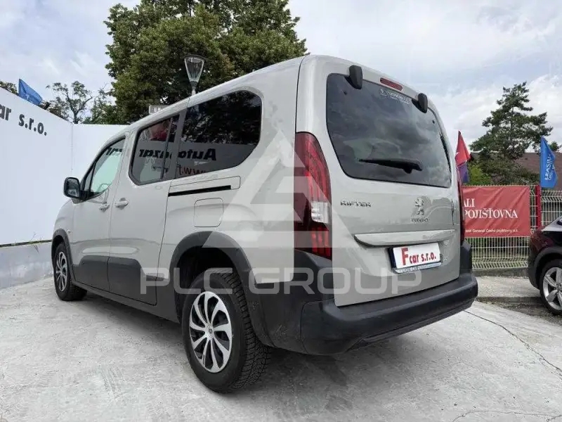 2020 Peugeot Rifter