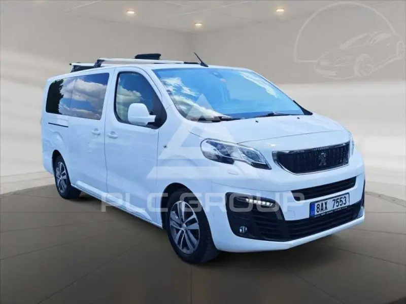 2020 Peugeot Traveller