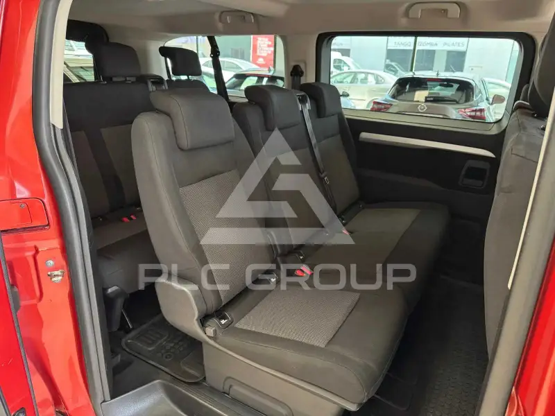 2020 Peugeot Traveller