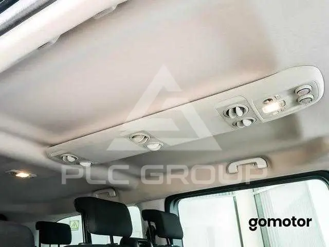 2020 Peugeot Traveller