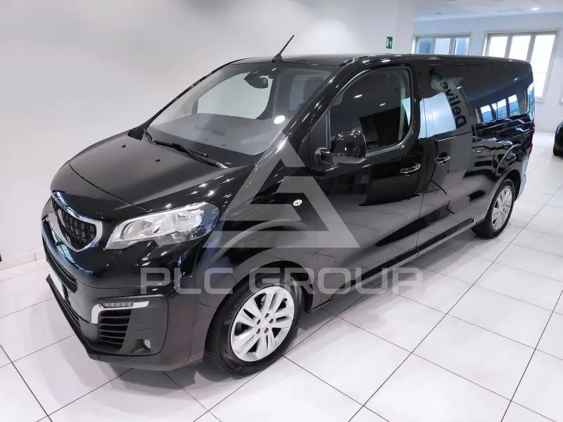 2020 Peugeot Traveller