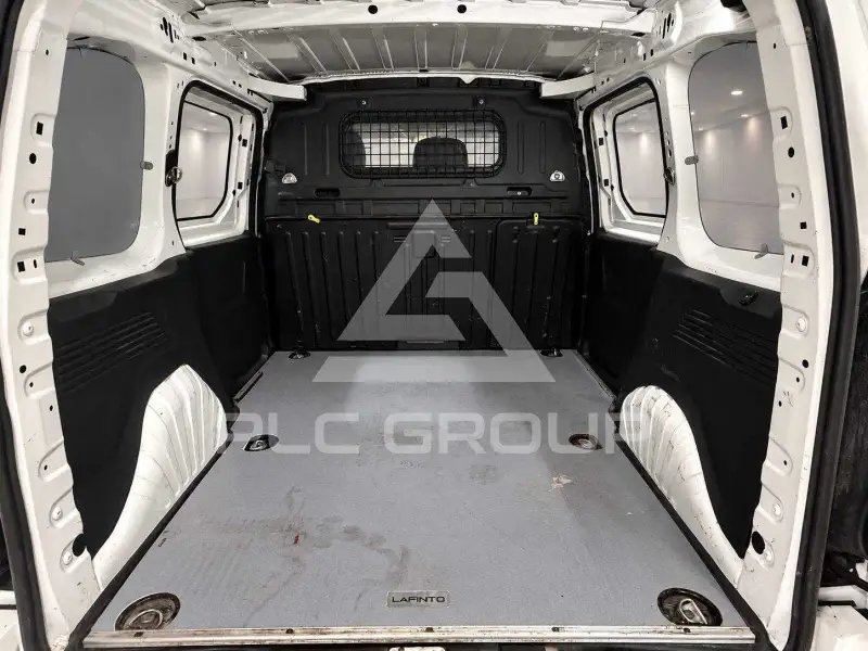 2020 Peugeot Partner