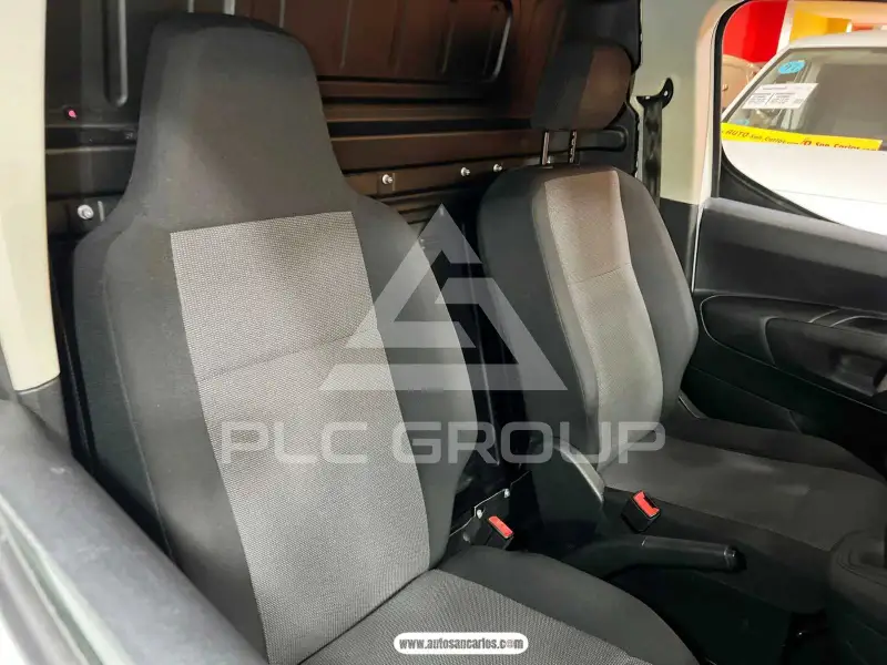 2020 Peugeot Partner