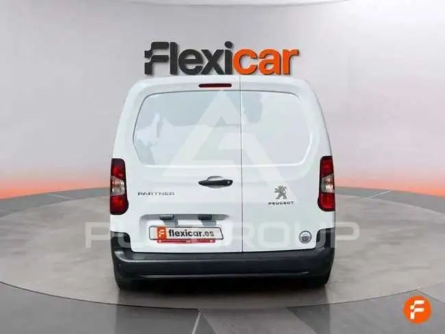 2020 Peugeot Partner