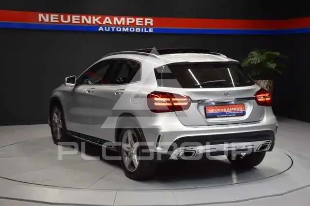2020 Mercedes Benz GLA-Class
