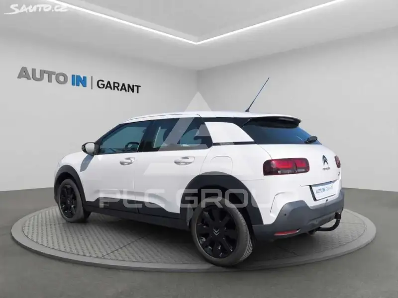 2020 Citroen C4
