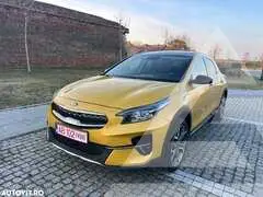2020 KIA XCEED
