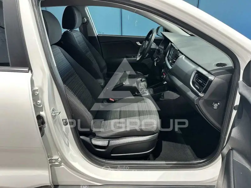 2020 KIA Stonic