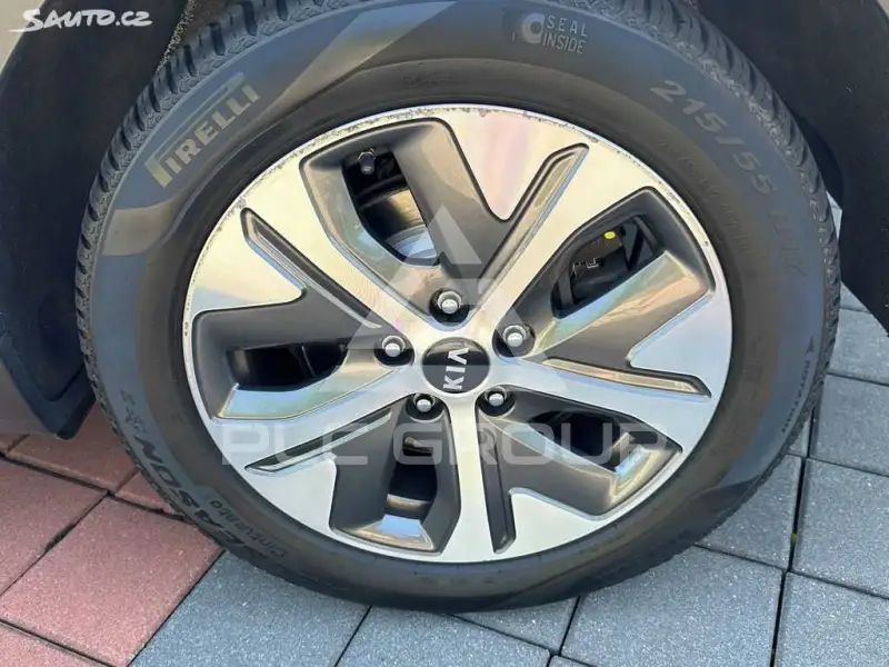 2020 KIA Niro