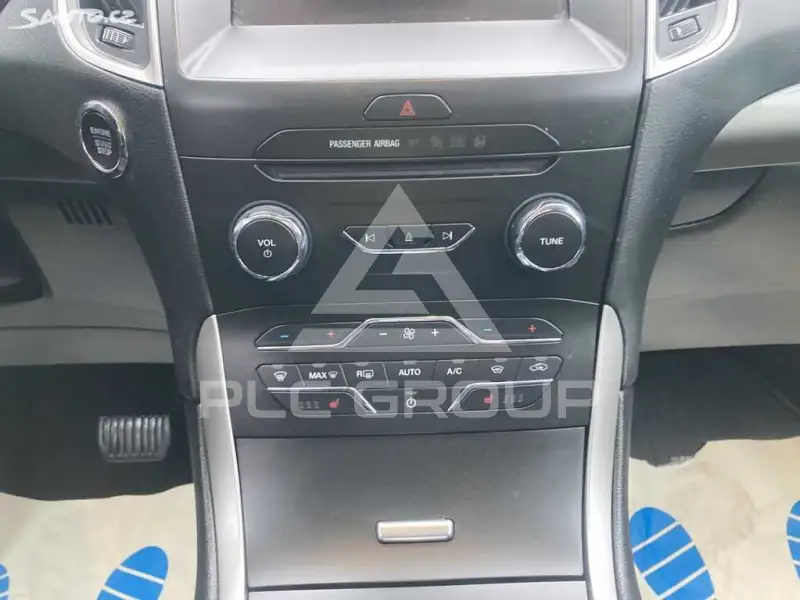 2020 Ford S-Max
