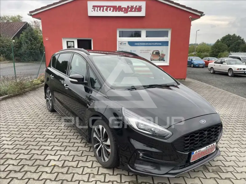 2020 Ford S-Max