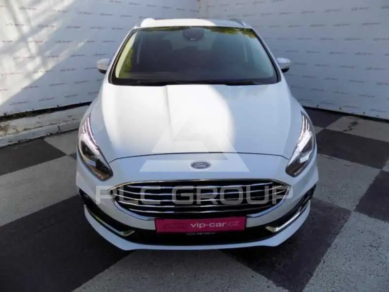 2020 Ford S-Max