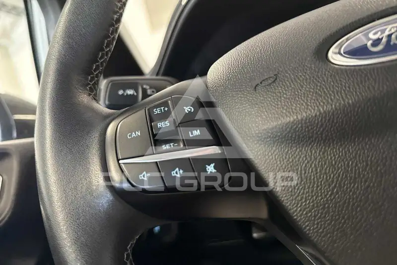2020 Ford FIESTA