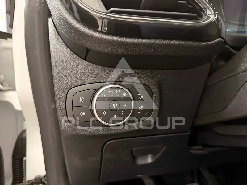 2020 Ford FIESTA