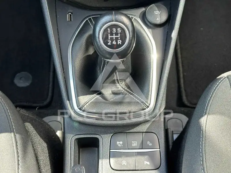 2020 Ford FIESTA