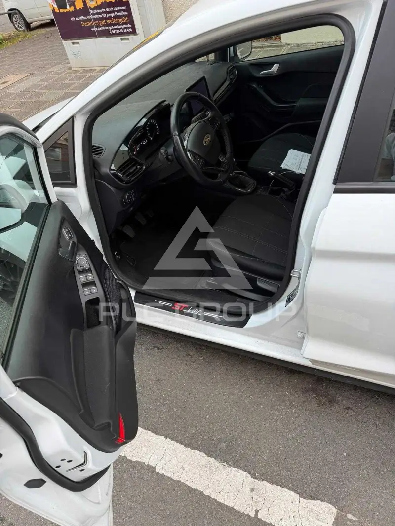 2020 Ford FIESTA