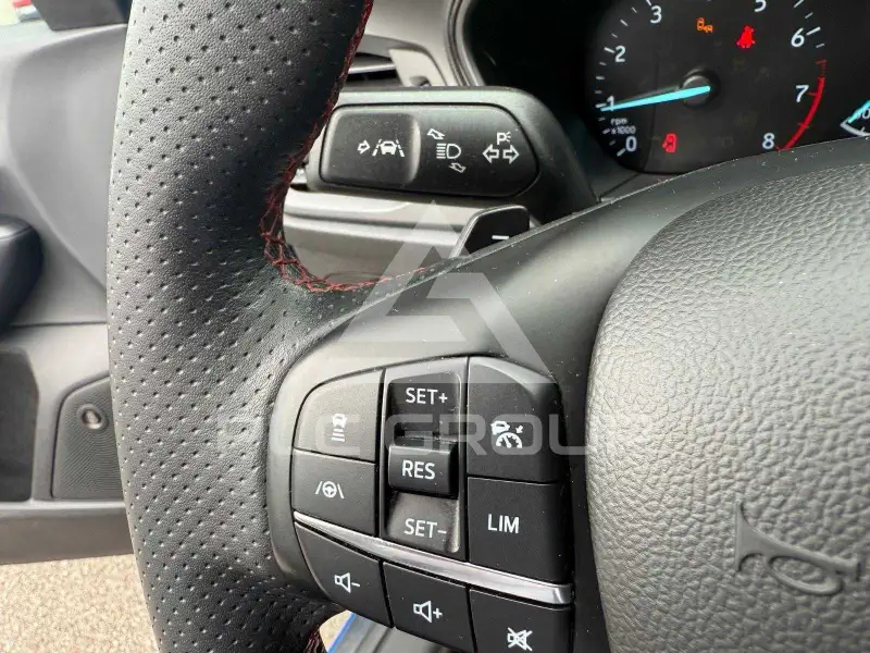 2020 Ford FOCUS