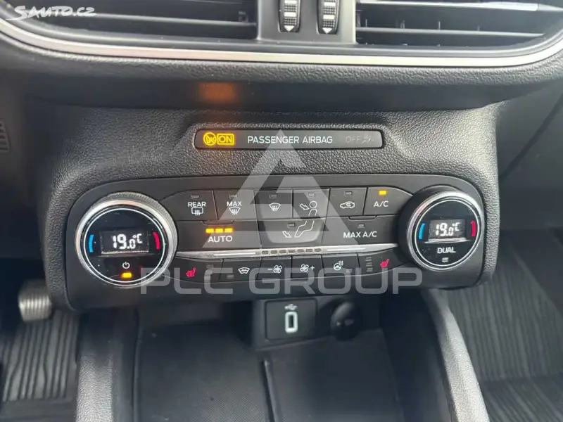 2020 Ford FOCUS