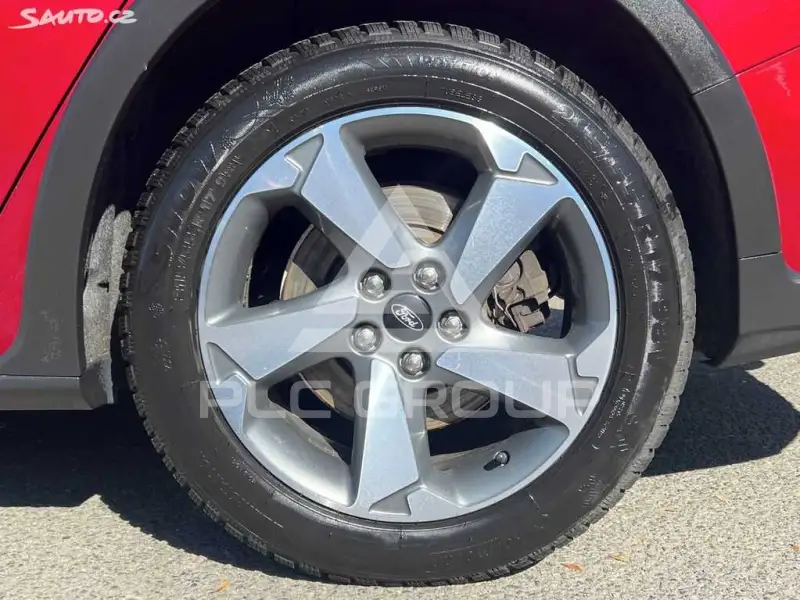 2020 Ford FOCUS