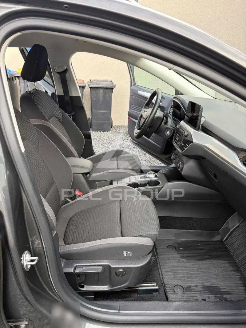 2020 Ford FOCUS