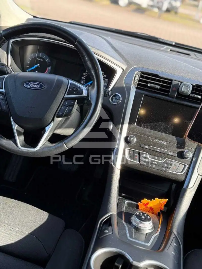 2020 Ford Mondeo