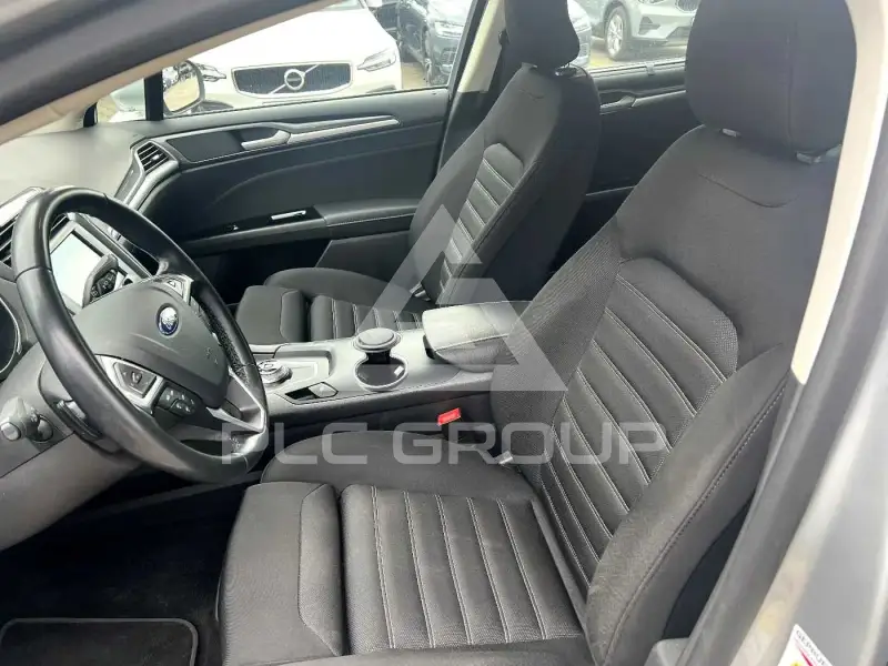 2020 Ford Mondeo