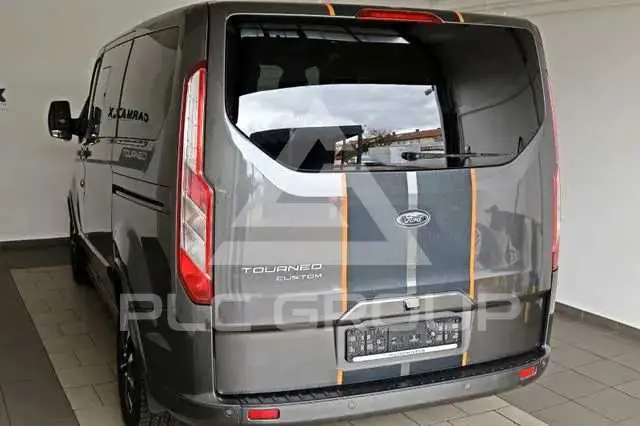 2020 Ford Tourneo