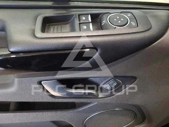 2020 Ford Tourneo