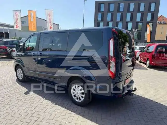 2020 Ford Tourneo