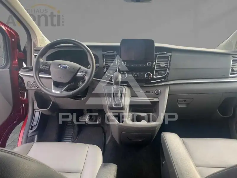 2020 Ford Tourneo
