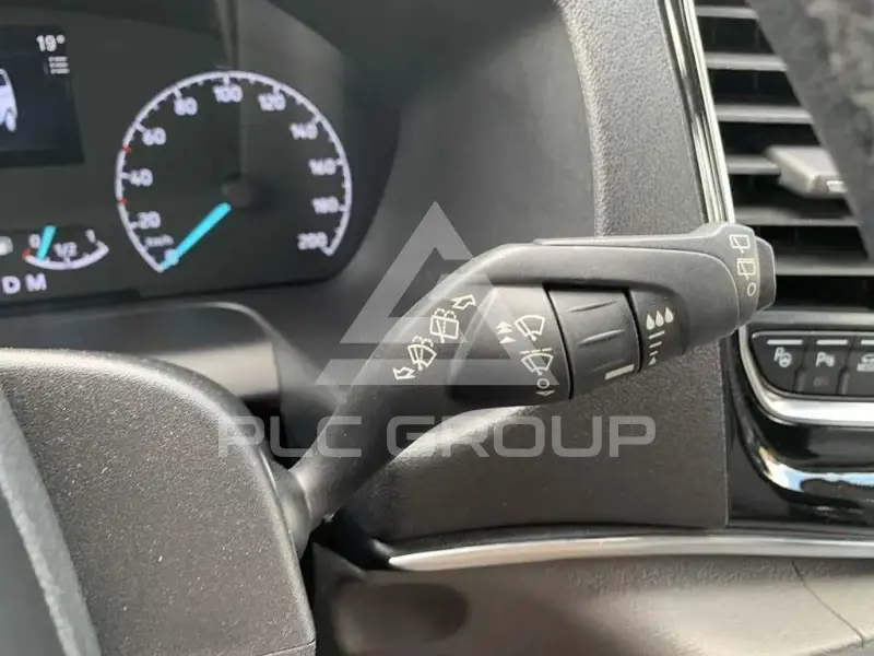 2020 Ford Tourneo