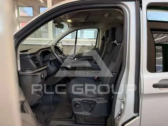 2020 Ford Tourneo
